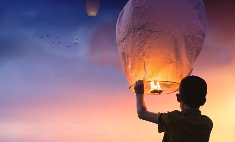 Lantern Dream Meaning : What Does It Mean ?